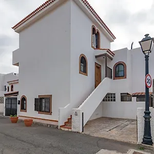 adosado-el-perenquen.in-canary-islands.com/