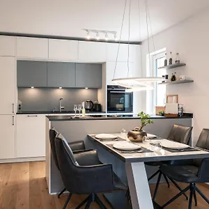 Apartment Alpdeluxe Smart - Balkon-wanne-tiefgarage-bbq, Kolbermoor